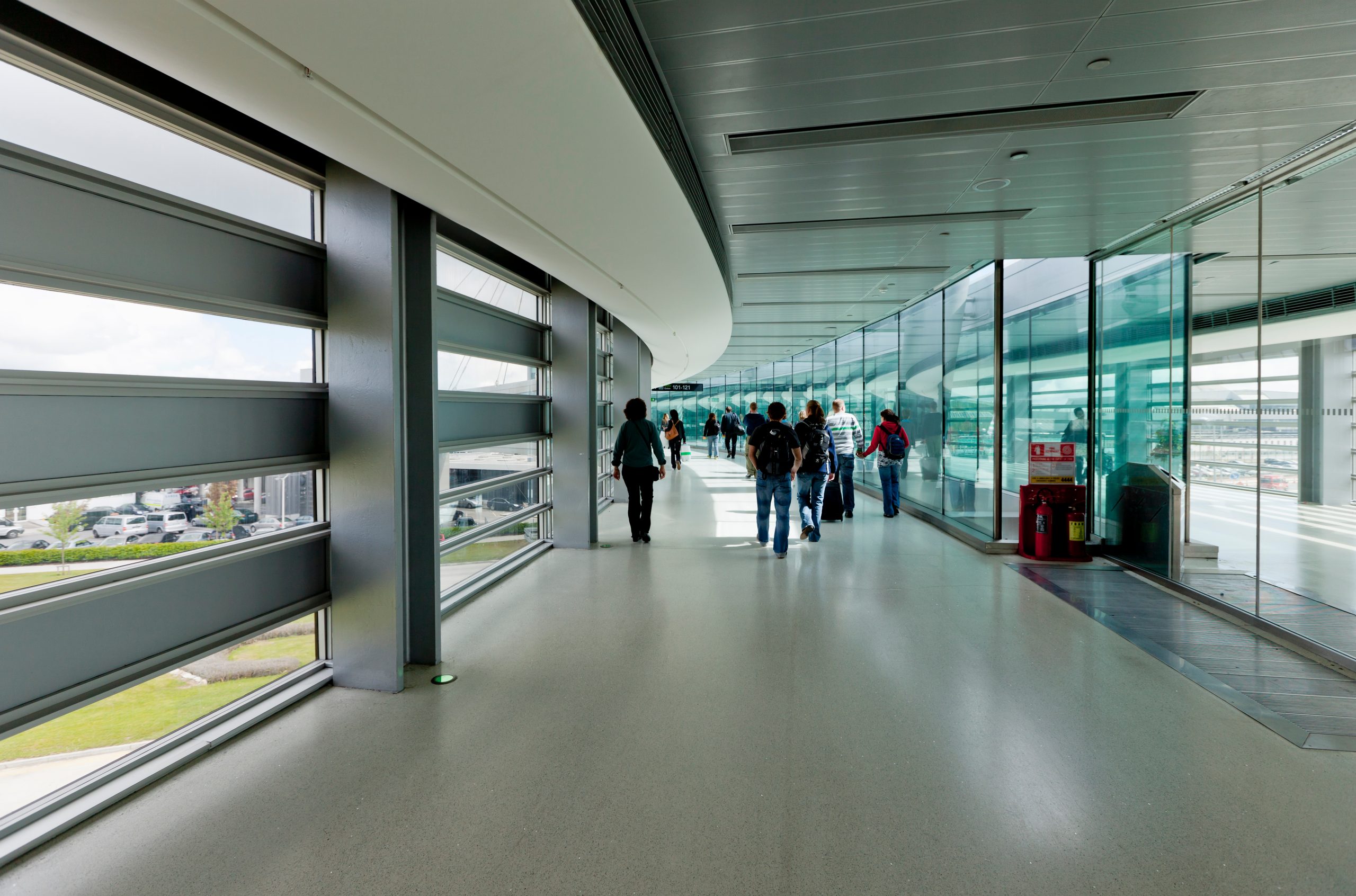 Lost in a maze of corridors ? How visioglobe’s interactive indoor maps can guide you ?
